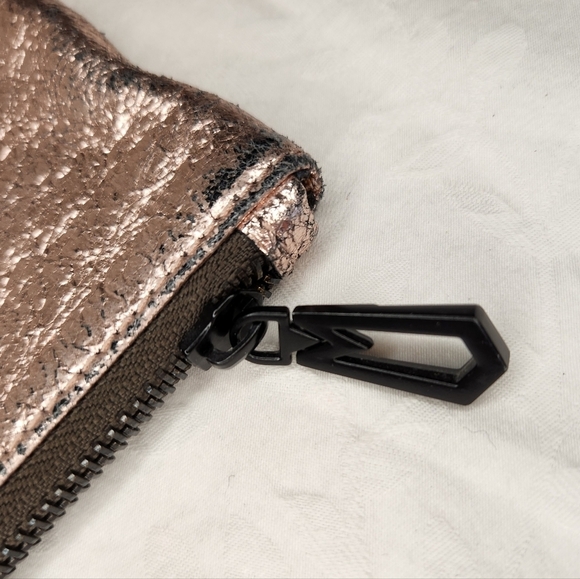 Marc Jacobs pink leather case - Picture 4 of 9